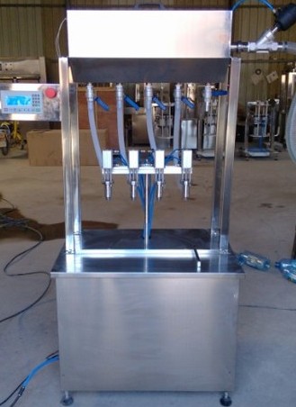 智能洗衣液灌裝機生產環(huán)境